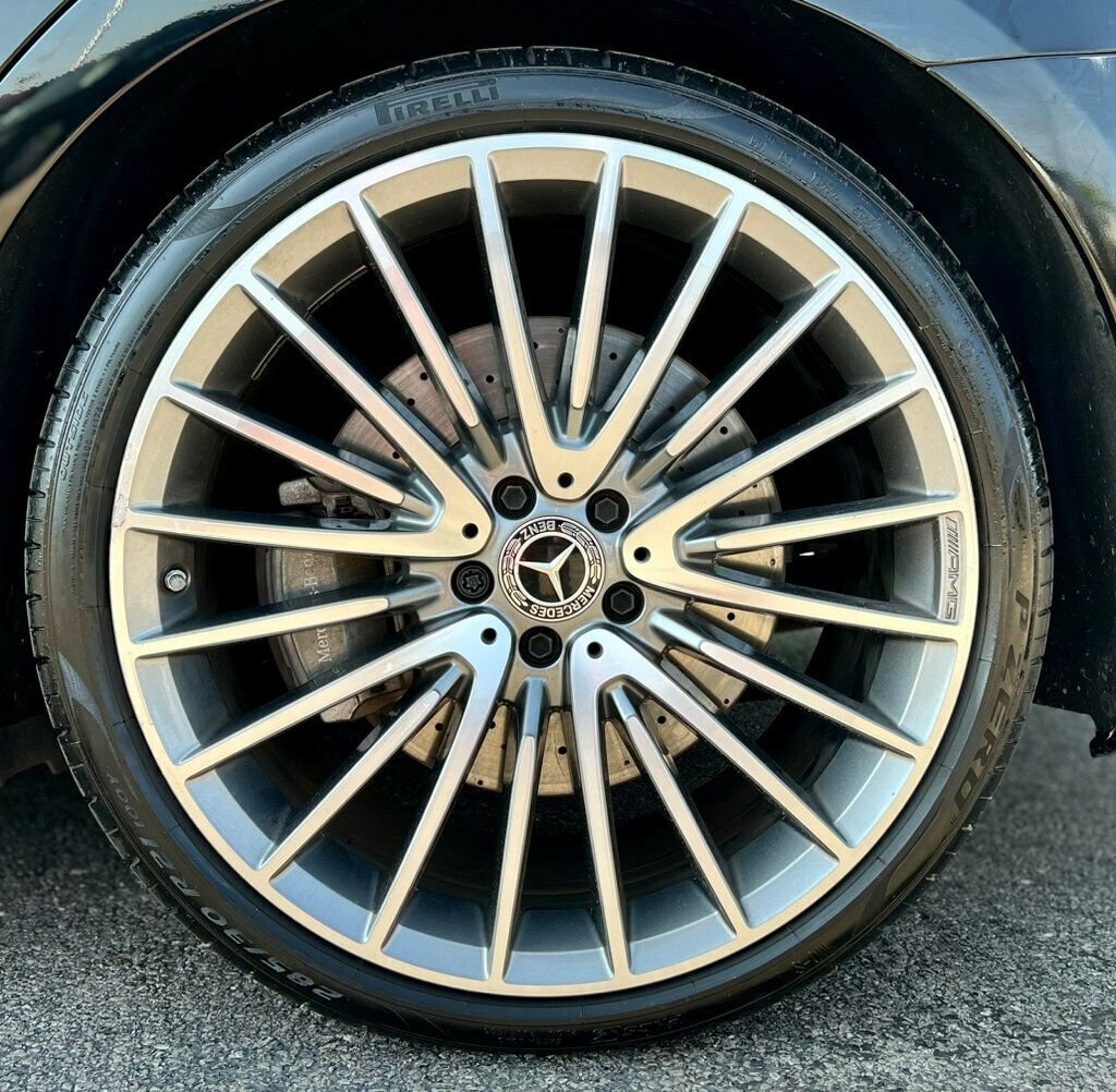 2022 Mercedes Benz S 580 4MATIC photo 33
