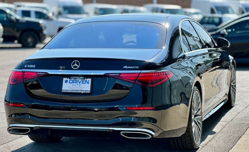 2022 Mercedes Benz S 580 4MATIC photo 4