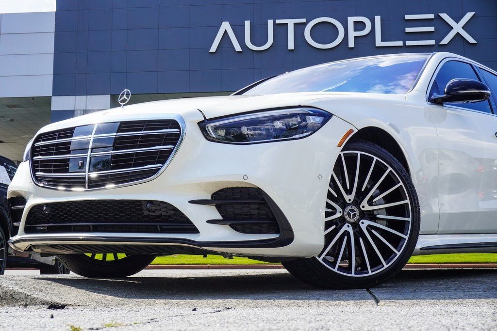 2022 Mercedes Benz S 580 4MATIC photo 2