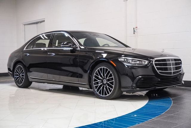 2022 Mercedes-Benz S-Class S 580 4MATIC's photo