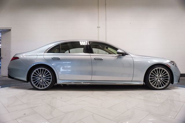 2022 Mercedes-Benz S-Class S 580 4MATIC Sedan - 23045567 - 30