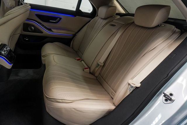 2022 Mercedes-Benz S-Class S 580 4MATIC Sedan - 23045567 - 7