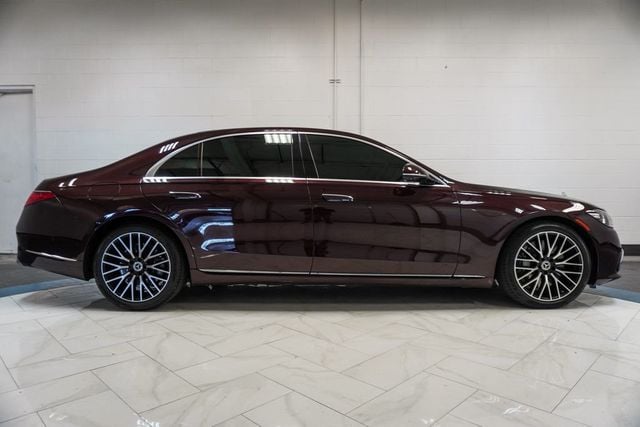 2022 Mercedes-Benz S-Class S 580 4MATIC Sedan - 23049629 - 36