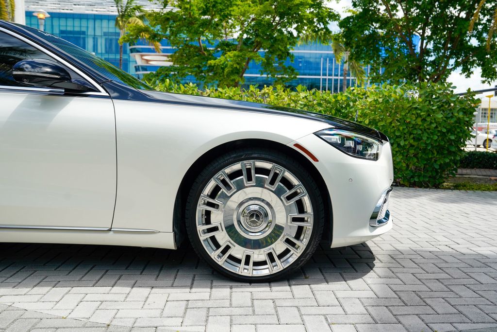 2022 Mercedes-Benz S-Class S 580 4MATIC Sedan - 23029575 - 32