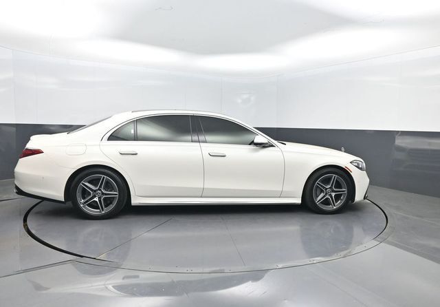 2022 Mercedes-Benz S-Class S 580 4MATIC Sedan - 23007939 - 31