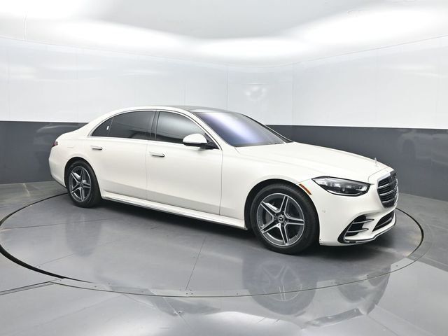 2022 Mercedes-Benz S-Class S 580 4MATIC Sedan - 23007939 - 32