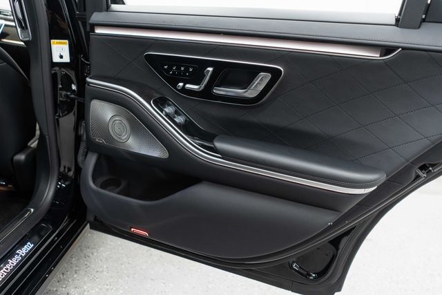 2022 Mercedes-Benz S-Class S 580 4MATIC Sedan - 23035510 - 39