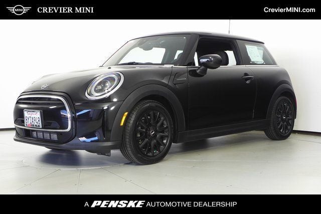 Used 2022 MINI Hardtop 2 Door Oxford Edition with VIN WMW33DH09N2P75311 for sale in Santa Ana, CA