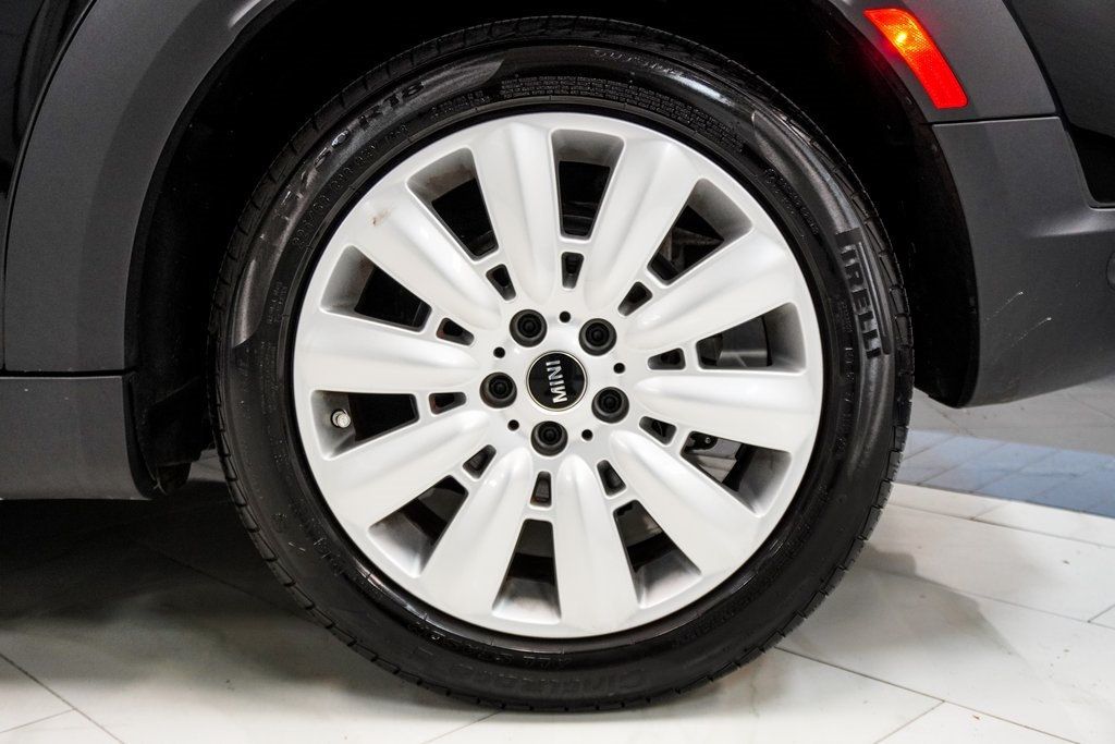 2022 Mini Cooper Signature photo 9