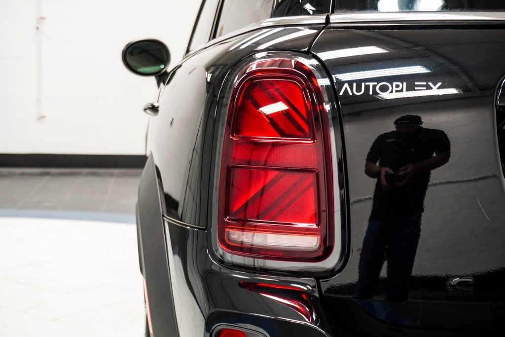 2022 Mini Cooper Signature photo 12