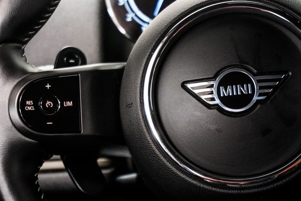 2022 Mini Cooper Signature photo 26