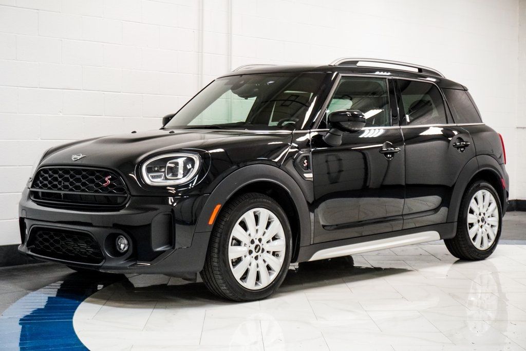 2022 Mini Cooper Signature photo 2