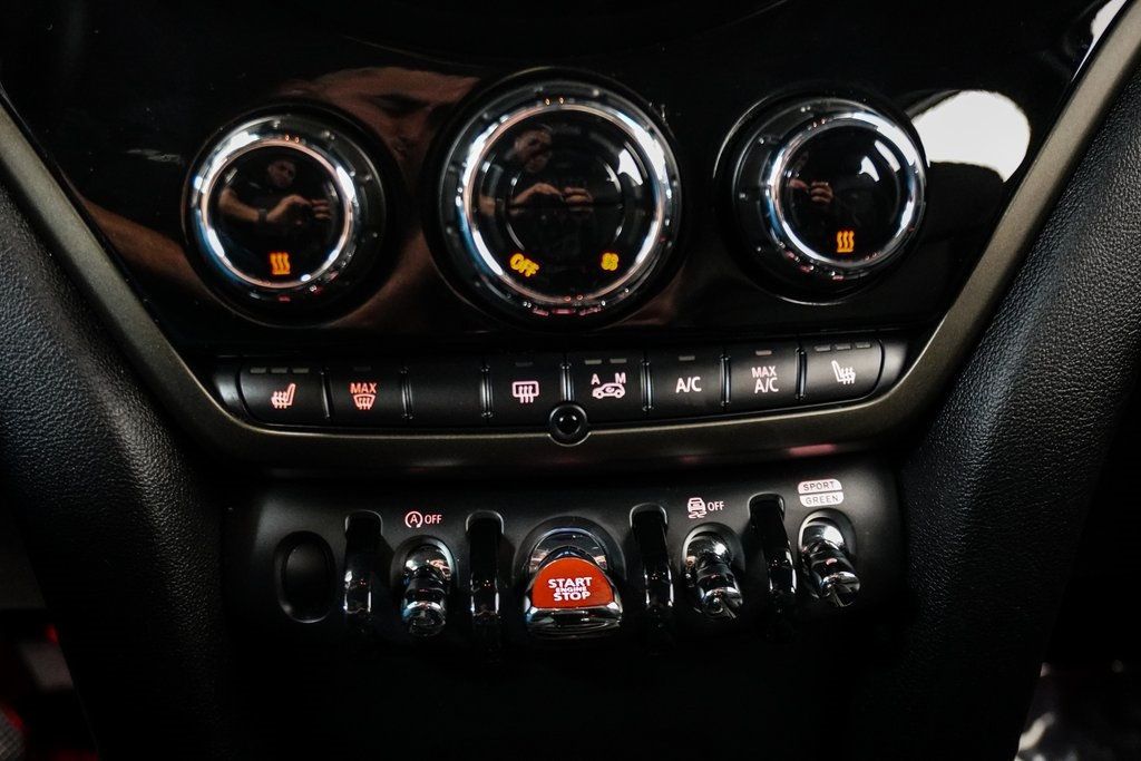 2022 Mini Cooper Signature photo 38