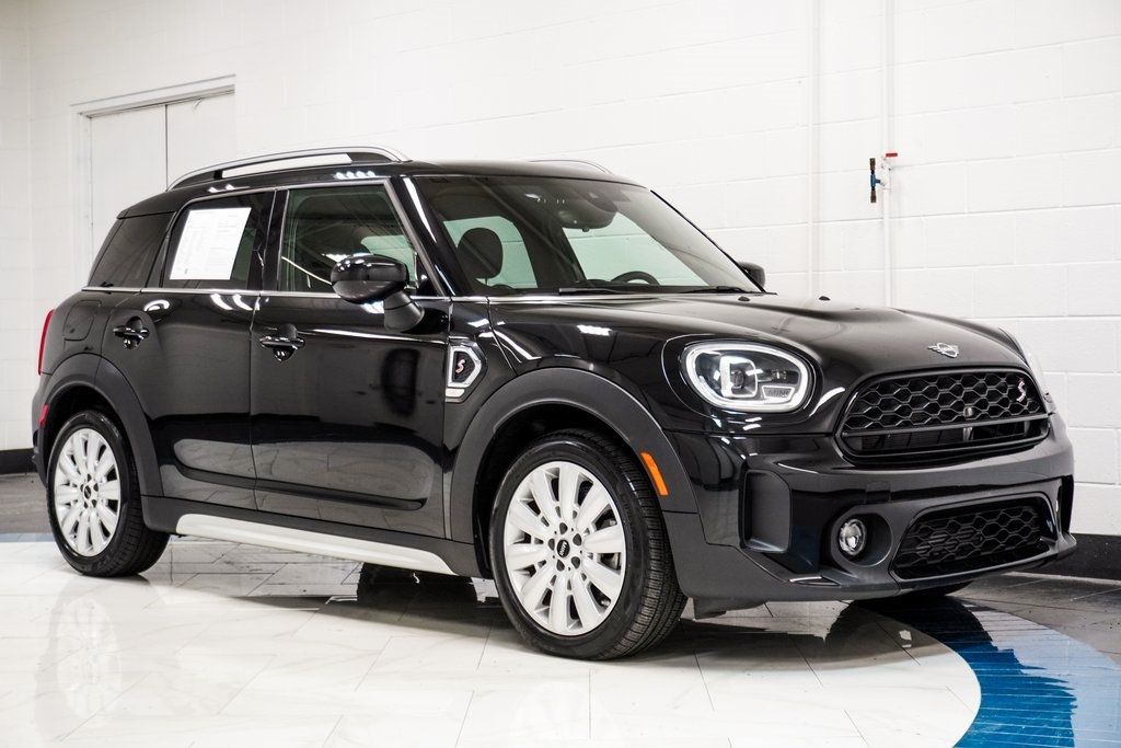 2022 Mini Cooper Signature photo 3