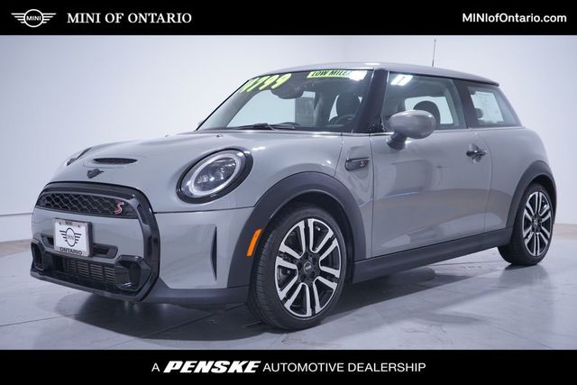 Used 2022 MINI Hardtop 2 Door S with VIN WMW53DH0XN2R29839 for sale in Ontario, CA