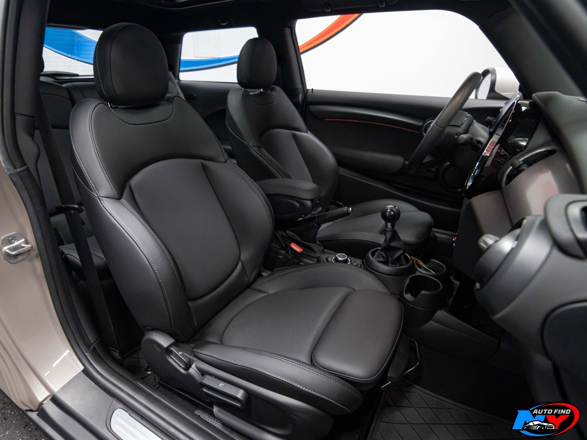 2022 Mini Cooper Hardtop 2 Door Signature photo 17