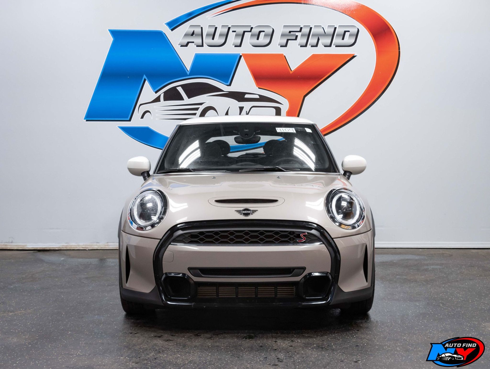 2022 Mini Cooper Hardtop 2 Door Signature photo 4