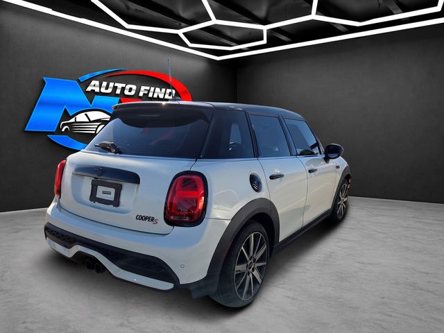 2022 MINI Cooper S Hardtop 4 Door SIGNATURE TRIM, PAN SUNROOF, HARMAN KARDON SOUND, HEATED SEATS - 23009591 - 6
