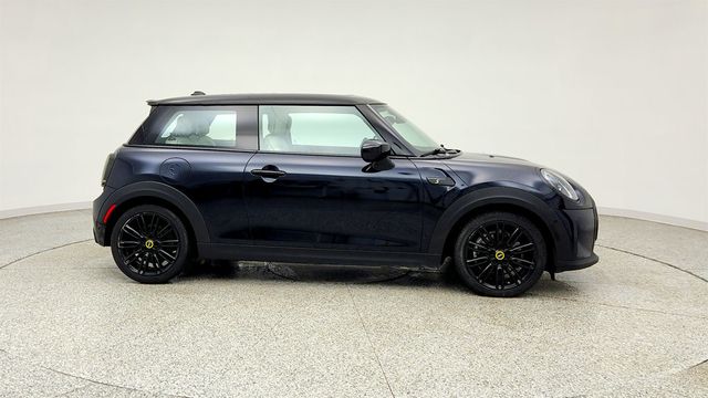 2022 MINI Cooper SE Hardtop 2 Door Iconic - 23020929 - 3