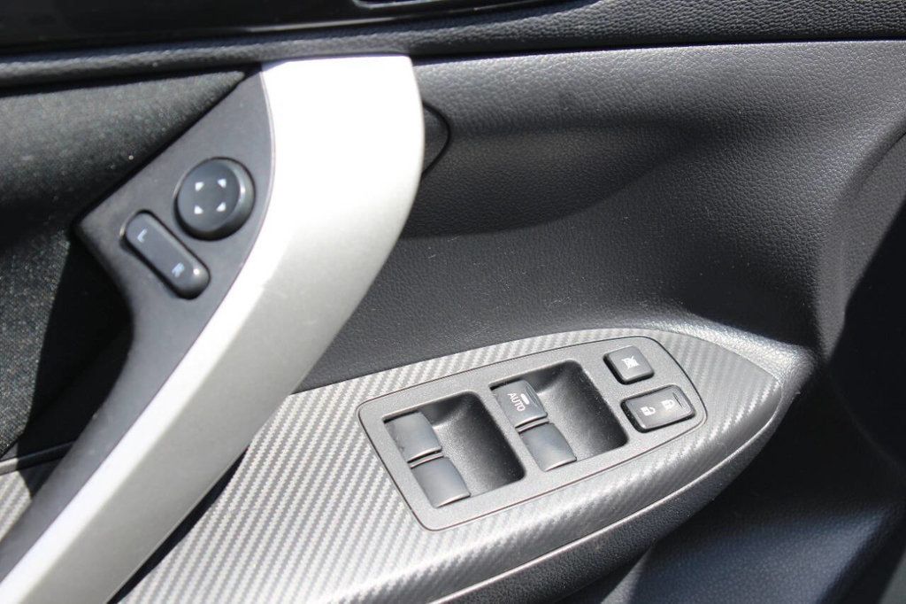 2022 Mitsubishi Eclipse Cross ES S-AWC - 22888009 - 23