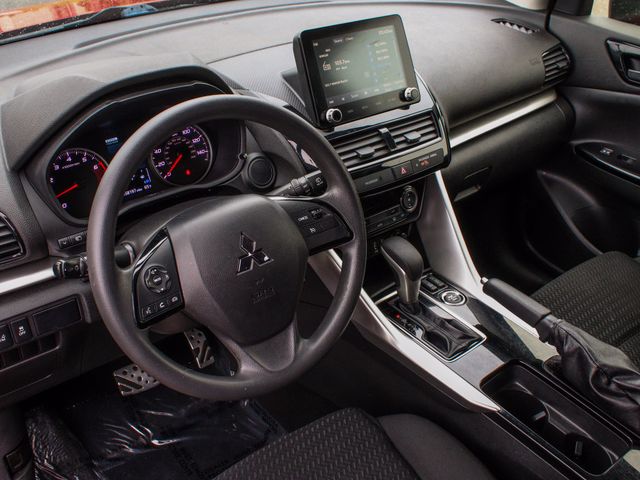 2022 Mitsubishi Eclipse Cross LE - Photo 12