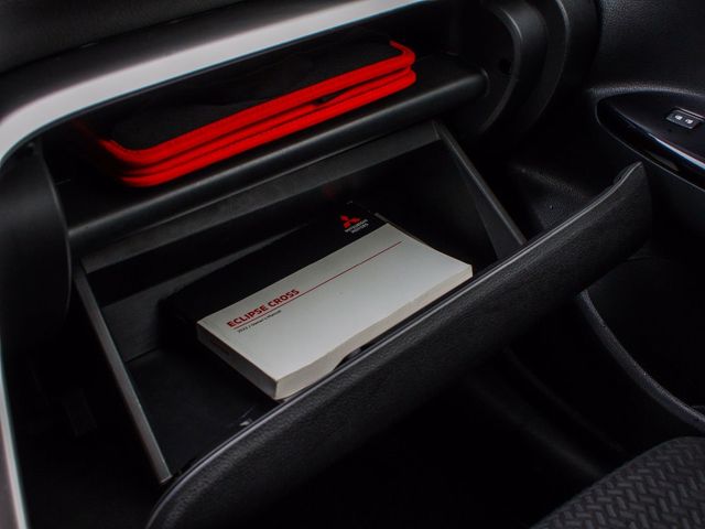2022 Mitsubishi Eclipse Cross LE - Photo 14