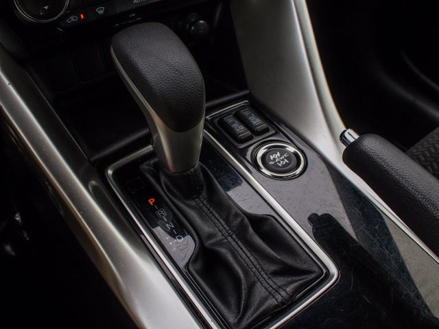 2022 Mitsubishi Eclipse Cross LE - Photo 24