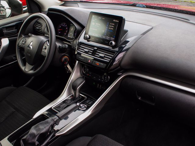 2022 Mitsubishi Eclipse Cross LE - Photo 38