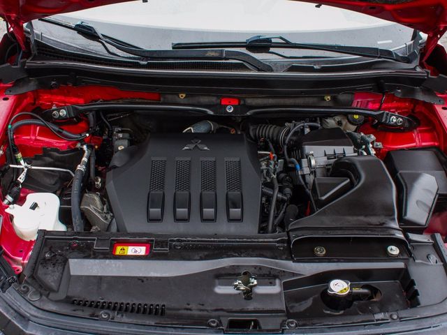 2022 Mitsubishi Eclipse Cross LE - Photo 39