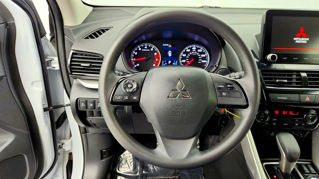 2022 Mitsubishi Eclipse Cross LE S-AWC with Towing Package - 22967873 - 12