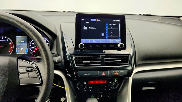 2022 Mitsubishi Eclipse Cross LE S-AWC with Towing Package - 22967873 - 16