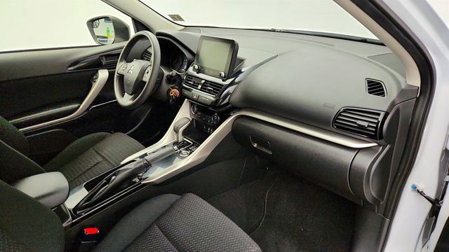 2022 Mitsubishi Eclipse Cross LE S-AWC with Towing Package - 22967873 - 24