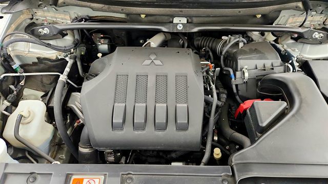 2022 Mitsubishi Eclipse Cross SEL w/ Touring Package - 23009490 - 28