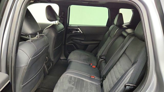 2022 Mitsubishi Outlander Black Edition FWD - 23047638 - 19