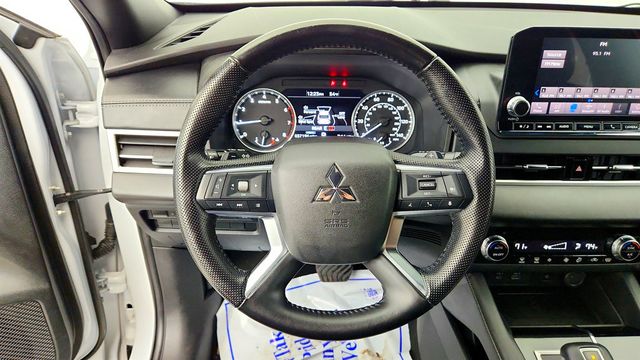 2022 Mitsubishi Outlander Black Edition S-AWC - 23020931 - 13