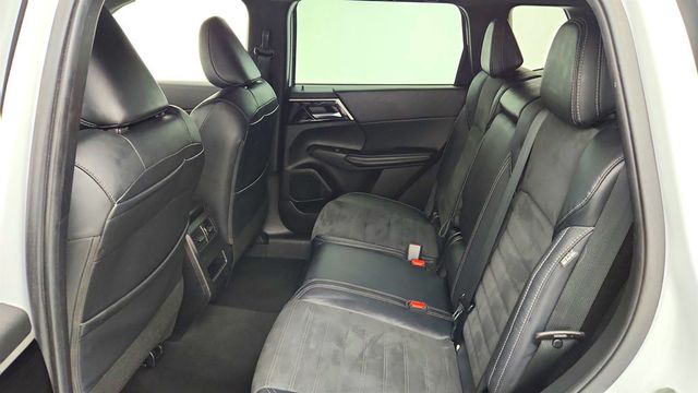 2022 Mitsubishi Outlander Black Edition S-AWC - 23020931 - 19