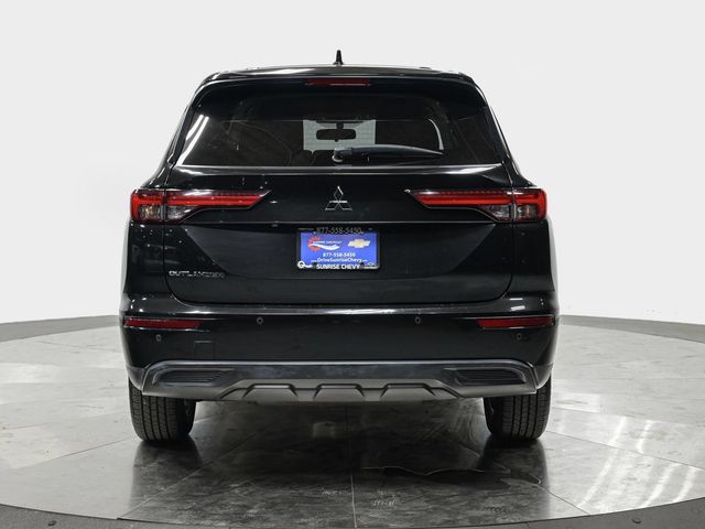 2022 Mitsubishi Outlander