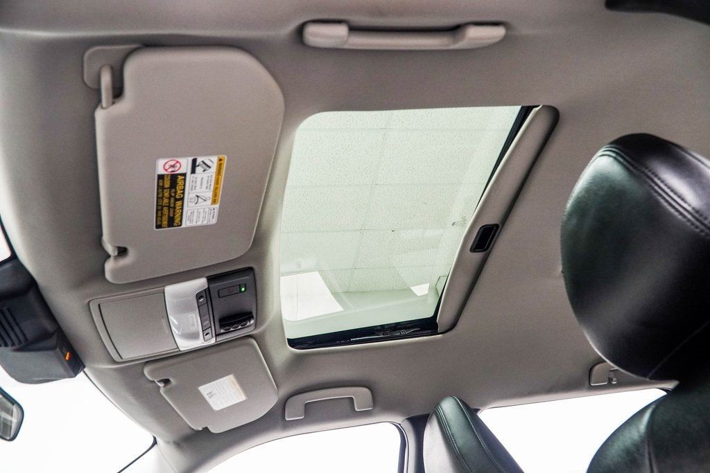 2022 Mitsubishi Outlander ES photo 32