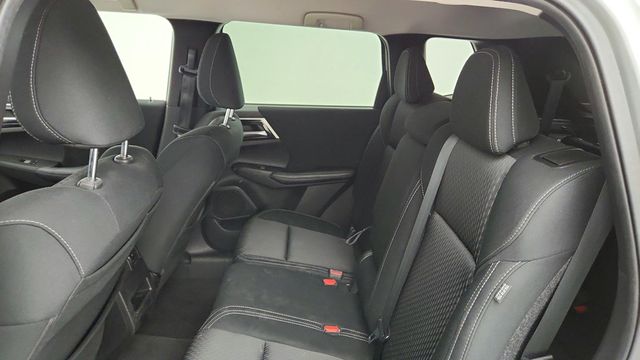 2022 Mitsubishi Outlander ES S-AWC - 22943235 - 18