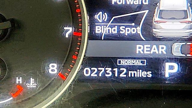 2022 Mitsubishi Outlander ES S-AWC w/ Convenience Package & 20'' Alloy Wheels - 23099956 - 13