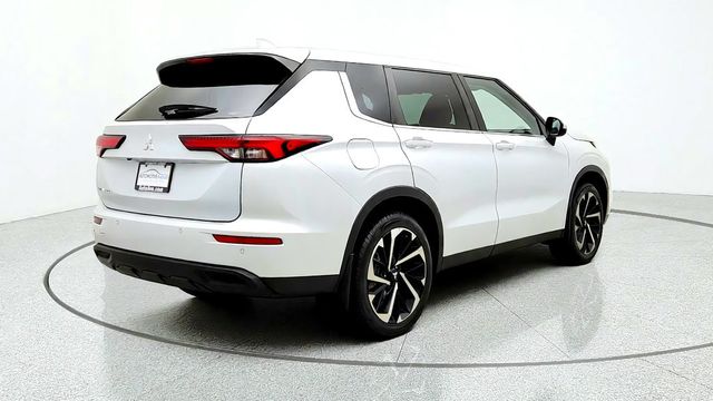 2022 Mitsubishi Outlander ES S-AWC w/ Convenience Package & 20'' Alloy Wheels - 23099956 - 4