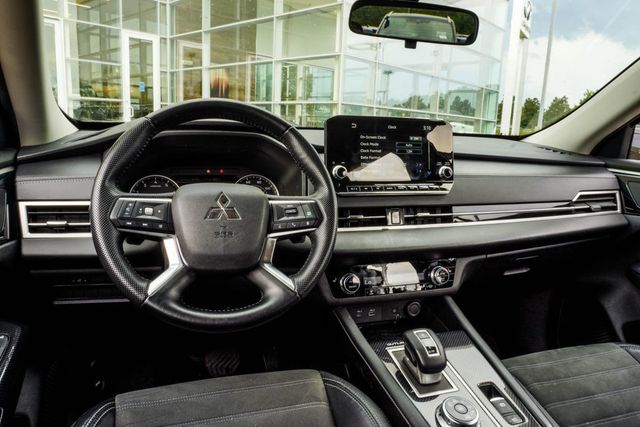 2022 Mitsubishi Outlander SE - 23057443 - 17