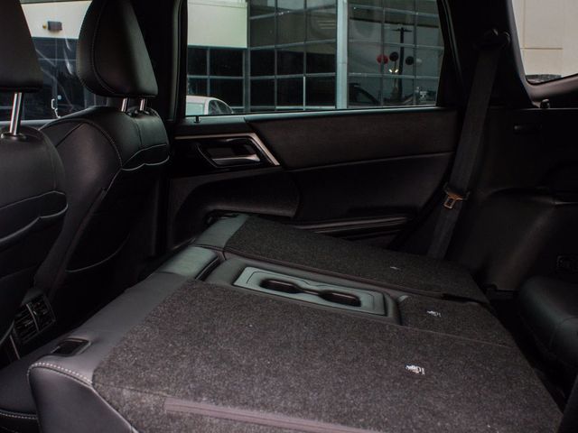 2022 Mitsubishi Outlander SE - 23079044 - 32