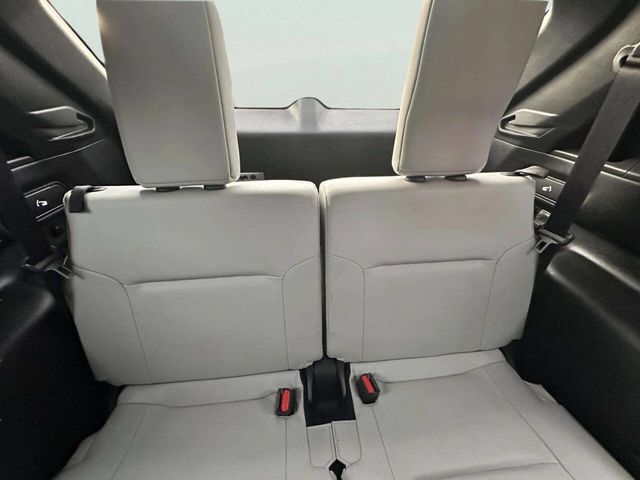 2022 Mitsubishi Outlander SEL AWD 4dr SUV - 23000575 - 12