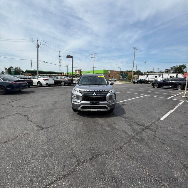 2022 Mitsubishi Outlander SEL S-AWC W/NAVIAGTION, LEATHER, APPLE CARPLAY - 23045515 - 3