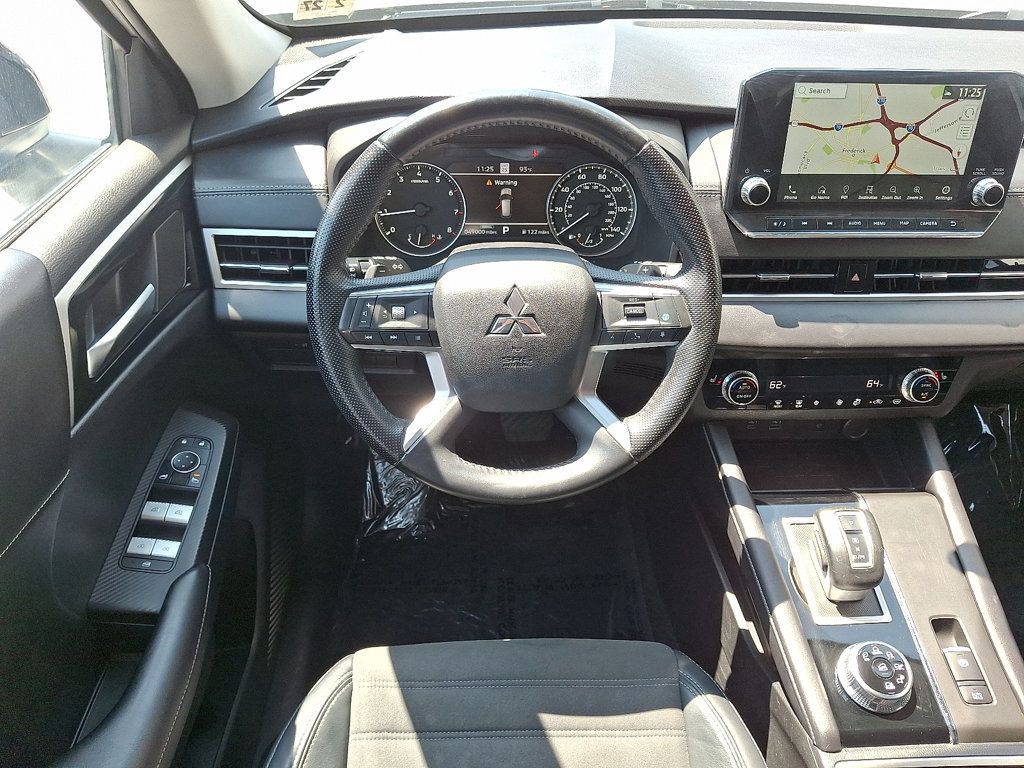 2022 Mitsubishi Outlander SE S-AWC photo 11