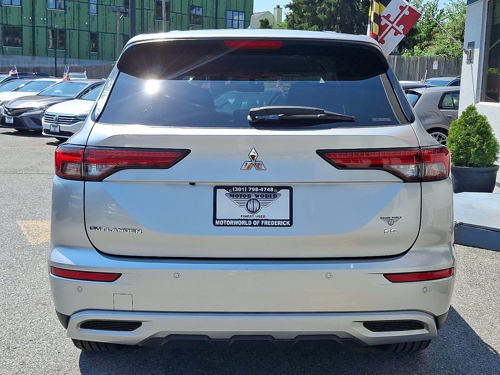 2022 Mitsubishi Outlander SE S-AWC photo 5
