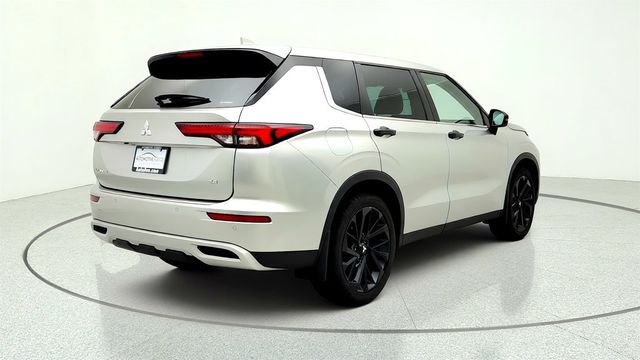 2022 Mitsubishi Outlander SE S-AWC - 23029245 - 4