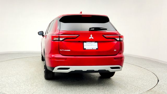 2022 Mitsubishi Outlander SE with Black Out Appearance Package - 22969721 - 5