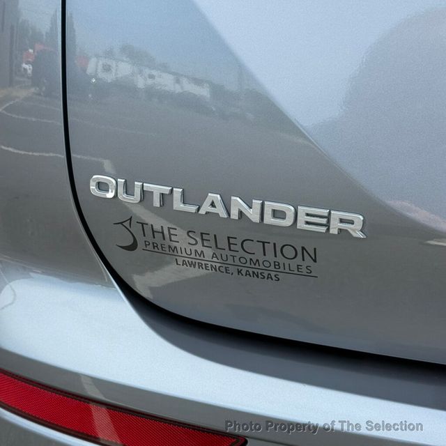 2022 Mitsubishi Outlander PHEV SEL S-AWC W/NAVIAGTION, LEATHER, APPLE CARPLAY - 23045515 - 15